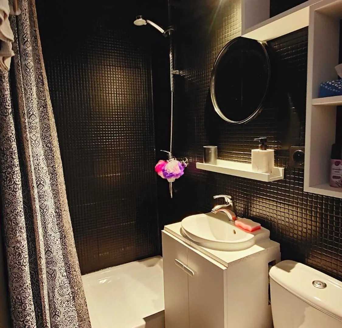 Appartement Charmant T2 Renove, Calme & Lumineux, Paris 17E