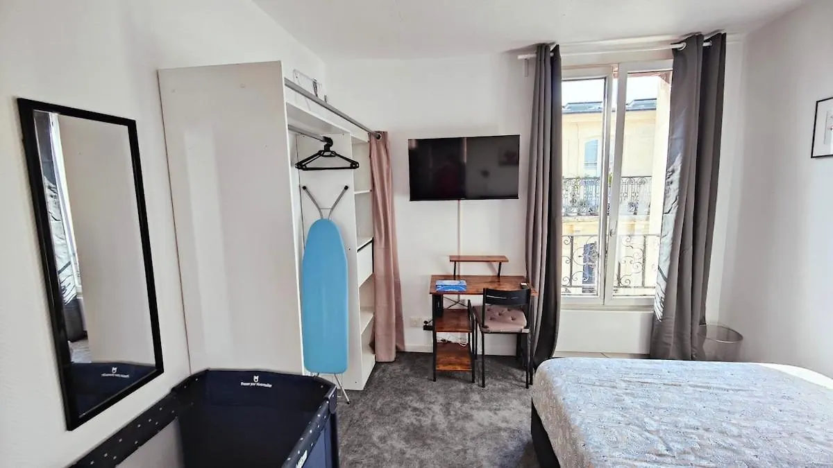 Charmant T2 Renove, Calme & Lumineux, Paris 17E
